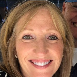 Meet your Posher, Pam